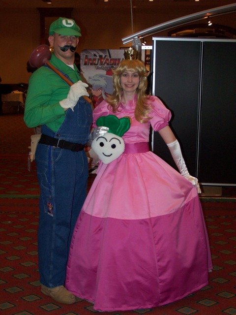 Luigi & Peach