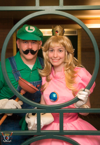 Luigi & Peach