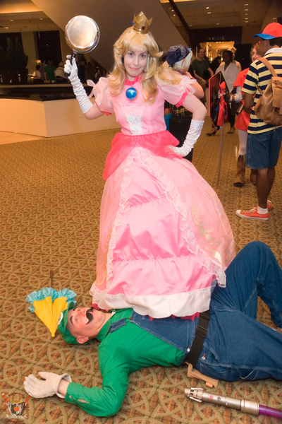 Princess Peach & Luigi